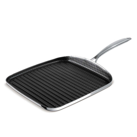 Product image of Grill pan 28cm. Part of the Eternal Collection . Features: • Material: stainless steel with laser-cut surface • Size: 28*4 cm REGISTERED DESIGN BY BERLINGER HAUS!. (Studio view). Official Berlinger Haus product, boosted by Promintra sl.
