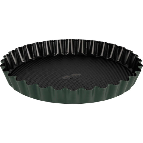 Product image of Tart/cake form 28x3,5cm. Part of the Matte Green Collection . Features: • Material: carbon steel with titanPro non-stick coating • Size: 28*3,5 cm • Color: matt green. (Studio view). Official Berlinger Haus product, boosted by Promintra sl.