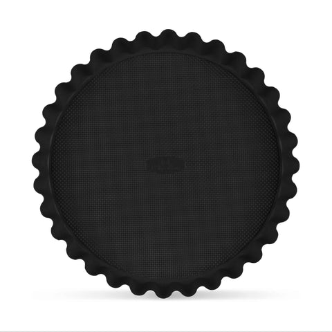 Product image of Tart/cake form 28x3,5cm. Part of the Matte Black Collection/Black Rose Collection . Features: • Material: carbon steel with titanPro non-stick coating • Size: 28*3,5 cm • Color: matt black. (Studio view). Official Berlinger Haus product, boosted by Promintra sl.