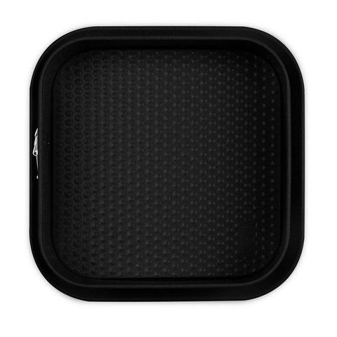Imagem do produto: Forma quadrada de mola 28x28cm. Parte da Coleção Antracite. Características: • Material: aço carbono com revestimento antiaderente titanPro • Tamanho: 23,8*23,8*8 cm • Tamanho da base: 28*28 cm • Cor: antracite fosco. (Imagem ilustrativa). Produto oficial Berlinger Haus, com o apoio da Promintra sl.