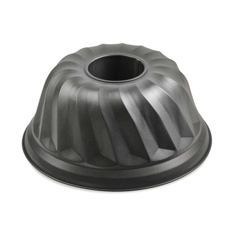 Product image of Bundt pan 25cm. Part of the Anthracite Collection . Features: • Material: carbon steel with titanPro non-stick coating • Size: 25*10,5 cm • Color: matt anthracite. (Studio view). Official Berlinger Haus product, boosted by Promintra sl.