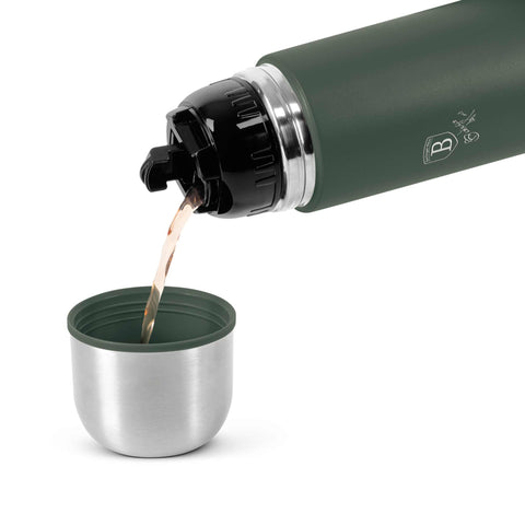 Product image of Vacuum flask 0,75L. Part of the Matte Green Collection . Features: • Material: inner body 18/10 stainless steel with matt powder coating • Capacity: 0,75 L • Color: matt green • Packing: half giftbox. (Studio view). Official Berlinger Haus product, boosted by Promintra sl.