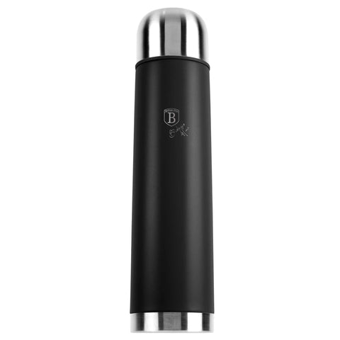 Imagem do produto: Garrafa térmica de 1,0L. Parte da Coleção Preto Fosco. Características: • Material: corpo interno em aço inoxidável 18/10 com revestimento em pó fosco • Capacidade: 1,0 L • Cor: preto e prata • Embalagem: meia caixa de presente. (Imagem ilustrativa). Produto oficial Berlinger Haus, com o apoio da Promintra sl.