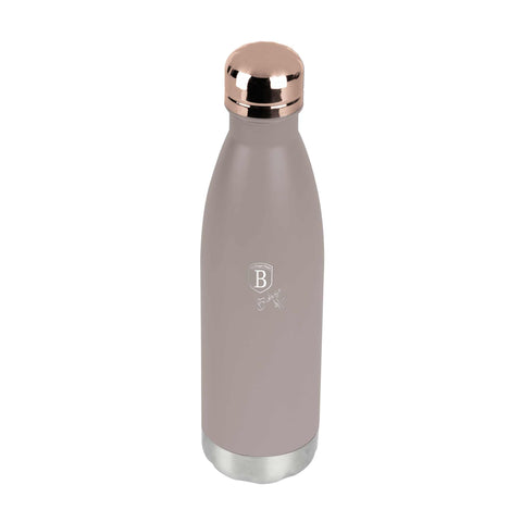 Imatge del producte de l'ampolla termos amb forma de 0,5L. Forma part de la col·lecció Taupe. Característiques: • Material: cos interior d'acer inoxidable 18/10 amb recobriment en pols mat • Capacitat: 0,5 L • Color: taupe mat • Embalatge: mitja caixa de regal. (Vista d'estudi). Producte oficial de Berlinger, impulsat per Promintra sl.