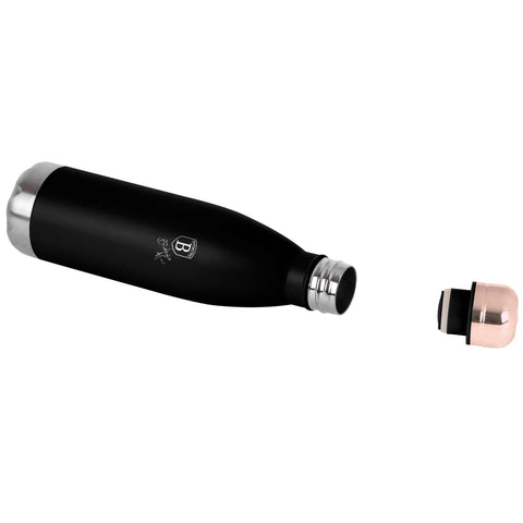 Imatge del producte de l'ampolla amb forma de termos de 0,5L. Forma part de la col·lecció Black Rose. Característiques: • Material: cos interior d'acer inoxidable 18/10 amb recobriment en pols mat • Capacitat: 0,5 L • Color: negre mat-or rosa • Embalatge: mitja caixa de regal. (Vista d'estudi). Producte oficial de Berlinger, impulsat per Promintra sl.