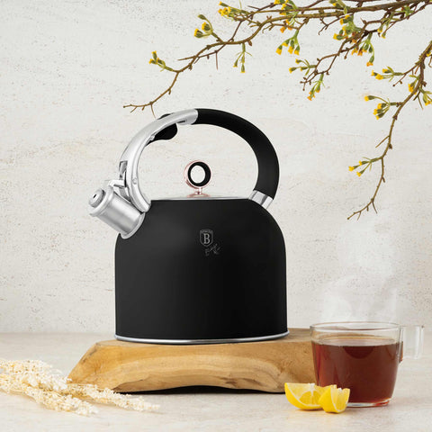 Product image of Kettle with glass lid 3,0L GOOD FOR INDUCTION. Part of the Black Rose Collection . Features: • Material: 18/10 stainless steel with matt powder coating, glass • Capacity: 3,0 L • Color: black- rose gold. (Studio view). Official Berlinger Haus product, boosted by Promintra sl.