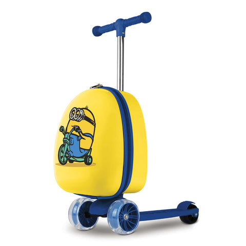 Product image of Scooter with suitcase. Part of the Minions Collection . Features: • Material: plastic, iron, polyester • 3-wheel stability • Scooter design • Two-way zippers • Comfortable grip • Adjustable height: 60-75 cm (handl.... (Studio view). Official Berlinger Haus product, boosted by Promintra sl.