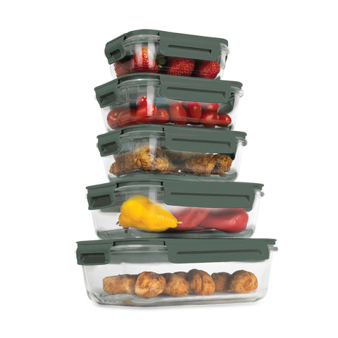 Imatge del producte d'un joc de 5 recipients de vidre per a aliments. Part de la col·lecció Matte Green. Característiques: • Material: vidre, plàstic, silicona • Capacitat: • 14,5*10,4*4,6 cm, 370 ml • 16,9*12,3*5,1 cm, 640 ml • 16,9*12,3*5,1 cm, 640 ml • 19,6*1. Producte oficial de Berlinger, impulsat per Promintra sl.