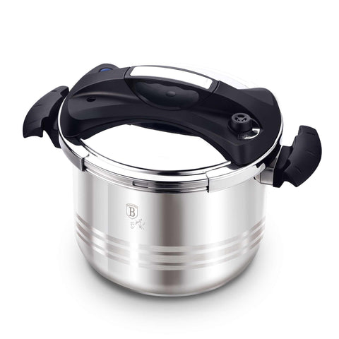 Product image of Turbo pressure cooker 6L. Part of the Eternal Collection . Features: • Material: 304 = 18/10 Stainless steel • Capacity: 6L • Size: 22*17,2 cm. (Studio view). Official Berlinger Haus product, boosted by Promintra sl.