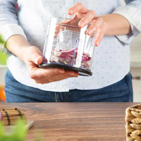 kitchen utensils,slicer & chopper, Imagen tipo estilo de vida: detalles y funciones.