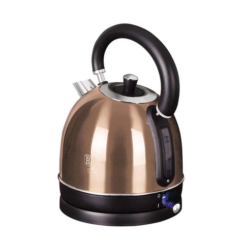 Product image of Electric kettle. Part of the Metallic Line Rose Gold Edition . Features: • Material: stainless steel with spray painting, handle with the chrome coating • Capacity: 1,8L • Voltage: 220-240V, 50/60Hz • Power: 1850-2200W •.... (Studio view). Official Berlinger Haus product, boosted by Promintra sl.