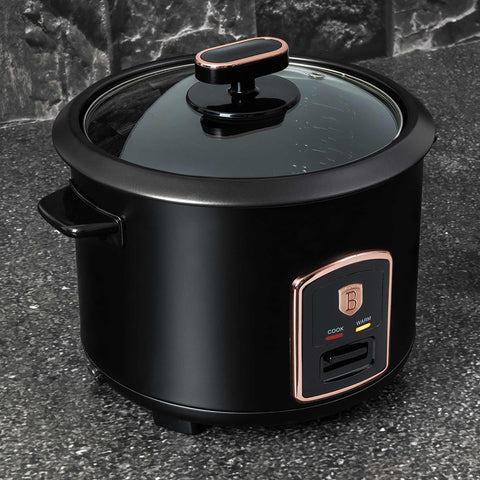 Product image of Electric rice cooker. Part of the Black Rose Collection . Features: • Material: stainless steel, aluminum, glass, plastic • 220-240V 50 / 60Hz 700W • Capacity: 1,8L, 10 cups • Length of power cord: 110 cm • Color: b.... (Studio view). Official Berlinger Haus product, boosted by Promintra sl.