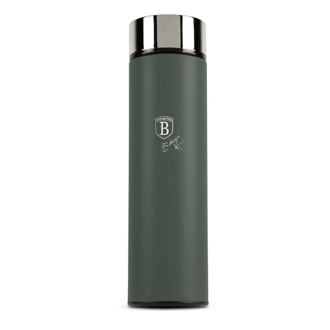 Product image of Drinking bottle with LED temperature display 0,5L. Part of the Matte Green Collection . Features: • Material: inner body 18/10 stainless steel with matt powder coating • Capacity: 0,5 L • 18/10 stainless steel purifying filter • Color: matt gree.... (Studio view). Official Berlinger Haus product, boosted by Promintra sl.