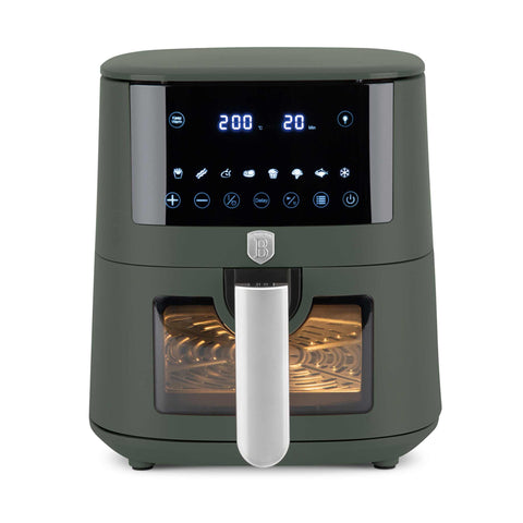 Imagem do produto: Fritadeira a ar de 5L com visor. Parte da Coleção Verde Fosco. Características: • Potência: 220-240V ~ 1400W • Controle de temperatura: 40-200℃ • Inclui: • TAMANHO XL: cesto para alimentos com revestimento antiaderente de 5L • DIGITAL • Cor: verde fosco. (Imagem de estúdio). Produto oficial Berlinger Haus, com o apoio da Promintra sl.
