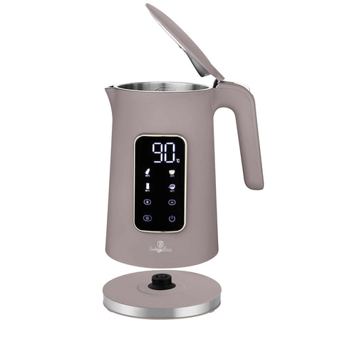 Imagem do produto: Chaleira elétrica digital. Parte da Coleção Taupe. Características: • Material: Interior em aço inoxidável 18/10, exterior em plástico • Capacidade: 1,7L • Voltagem: 220-240V, 50/60Hz • Potência: 2200W • Comprimento do cabo de alimentação: 70-75 cm • Co.... (Vista de estúdio). Produto oficial Berlinger Haus, com o apoio da Promintra sl.