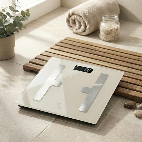 Product image of Digital bathroom BODYFAT glass scale capacity 180kg. Part of the Sahara Collection . Features: • Material: tempered glass and plastic • Capacity: 180 kg • Size: 30*30 cm • Weight unit: lb/st/kg • Auto zero and auto off • Power: 2 pcs AAA batt.... (Studio view). Official Berlinger Haus product, boosted by Promintra sl.
