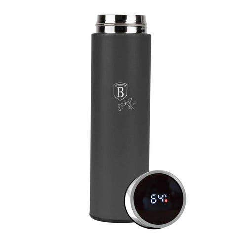 Product image of Drinking bottle with LED temperature display 0,5L. Part of the Anthracite Collection . Features: • Material: inner body 18/10 stainless steel with matt powder coating • Capacity: 0,5 L • 18/10 stainless steel purifying filter • Color: matt anth.... (Studio view). Official Berlinger Haus product, boosted by Promintra sl.