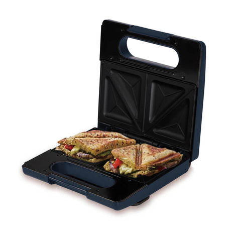 Product image of Sandwich maker. Part of the Deep Sea Collection . Features: • Material: aluminium, bakelite • Power: 650-780 W • Voltage: 220-240 V, 50/60Hz • Plate size: 22,5*13 cm • NON-STICK coating • Length of power cor.... (Studio view). Official Berlinger Haus product, boosted by Promintra sl.