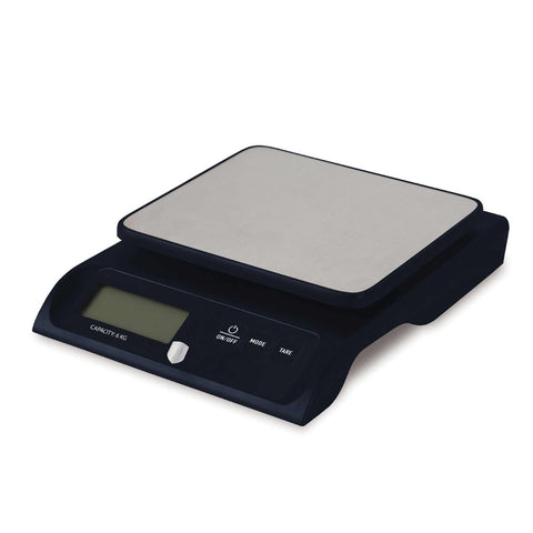 Product image of Digital kitchen scale capacity 6kg. Part of the Deep Sea Collection . Features: • Material: stainless steel and plastic • Capacity: 6 kg • Size: 18,8*15*4,2 cm • Weight unit: g/oz/ml/lb • 2 pcs AAA battery included • Color: blue. (Studio view). Official Berlinger Haus product, boosted by Promintra sl.