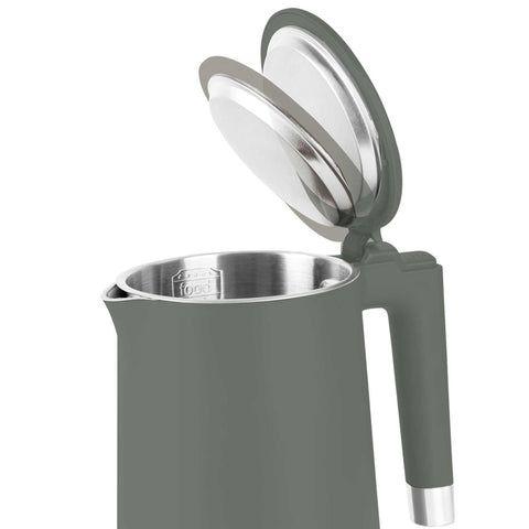 Imagem do produto: Chaleira elétrica de parede dupla. Parte da Coleção Verde Fosco. Características: • Material: aço inoxidável 18/10 no interior, plástico no exterior • Capacidade: 1,7L • Voltagem: 220-240V, 50/60Hz • Potência: 1800 W • Comprimento do cabo de alimentação: 75 cm. (Vista de estúdio). Produto oficial Berlinger Haus, com o apoio da Promintra sl.