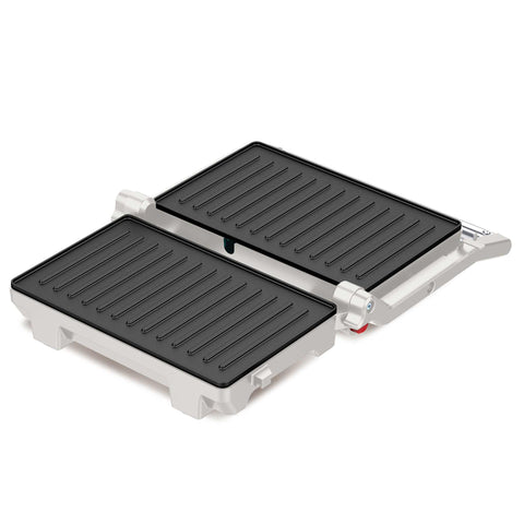 Product image of Electric grill. Part of the Sahara Collection . Features: • Power: 1000 W • Voltage: 220-240 V, 50/60Hz • Plate size: 23*14,5 cm • NON-STICK coating on plate • Ready light indicator • Length of power cord:.... (Studio view). Official Berlinger Haus product, boosted by Promintra sl.