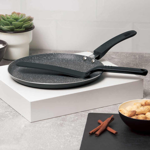 Product image of Pancake pan 24cm. Part of the Blaumann/Pancake pan . Features: • Material: pressed aluminum with marble coating • Size: Ø24 cm • Color: matt black. (Studio view). Official Berlinger Haus product, boosted by Promintra sl.