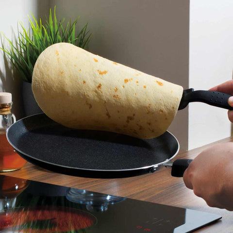 Product image of Pancake pan 24cm. Part of the Blaumann/Pancake pan . Features: • Material: pressed aluminum with marble coating • Size: Ø24 cm • Color: matt black. (Studio view). Official Berlinger Haus product, boosted by Promintra sl.