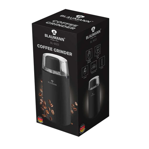 Imatge del producte Molinet de cafè elèctric. Part de la col·lecció Blaumann/Black Silver. Característiques: • Material: acer inoxidable/plàstic • Potència: 200 W • Voltatge: 220-240V 50/60 Hz • Fulla d'acer inoxidable • Color: negre. (Vista d'estudi). Producte oficial de Berlinger, impulsat per Promintra sl.