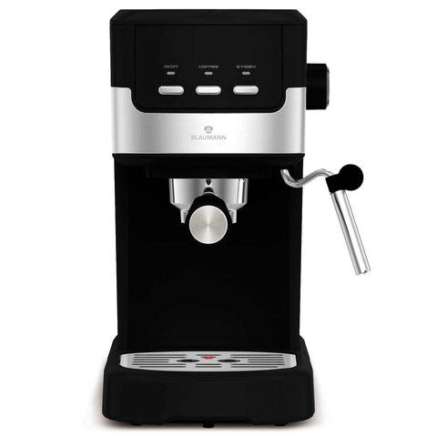 Product image of Espresso coffee machine. Part of the Blaumann/Black Silver Collection . Features: • Material: stainless steel • Power: 1100 W • Voltage: 220-240V 50-60 Hz • Detachable 1,25L water tank • 2 in 1 plastic spoon with tamper • Color: .... (Studio view). Official Berlinger Haus product, boosted by Promintra sl.