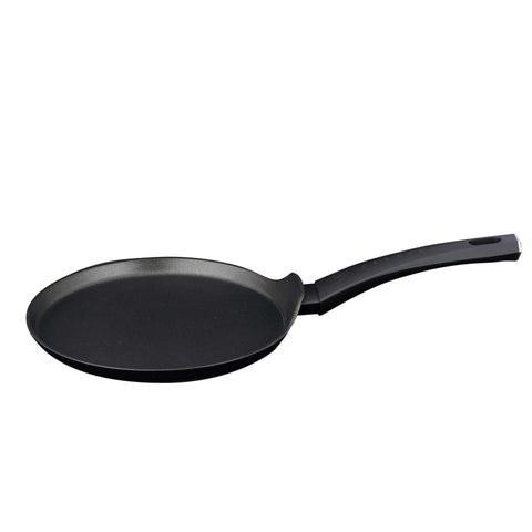 Imatge del producte de la safata per a creps de 25 cm. Part de la sèrie MATTE BLACK-ROSE GOLD. Característiques: • Material: alumini forjat amb recobriment antiadherent TitanPro • Safata per a creps de Ø25*1,5 cm • Color: negre mat-rose or. (Vista d'estudi). Producte oficial de Berlinger, impulsat per Promintra sl.