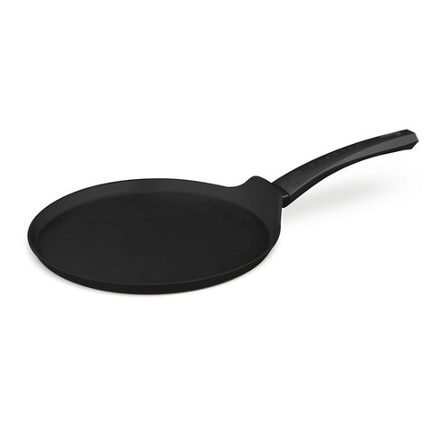 Product image of Pancake pan 28cm. Part of the MATTE BLACK- ROSE GOLD . Features: • Material: forged aluminum with non-stick titanPro coating • Pancake pan Ø28 cm • Color: matt black- rose gold. (Studio view). Official Berlinger Haus product, boosted by Promintra sl.