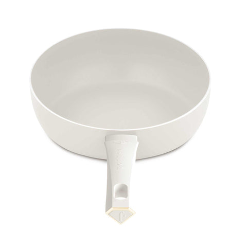 Product image of Flip frypan 26cm. Part of the MATTE CREAM- GOLD . Features: • Material: pressed aluminum with non-stick titanPro coating • Flip frypan Ø26 cm 2,8L • Color: matt cream- gold. (Studio view). Official Berlinger Haus product, boosted by Promintra sl.