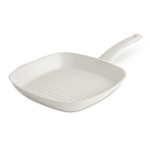 Product image of Grill pan with lid 28cm. Part of the MATTE CREAM- GOLD . Features: • Material: forged aluminum with non-stick titanPro coating • Grill pan with lid Ø28*4,1 cm 2,1L • Color: matt cream- gold. (Studio view). Official Berlinger Haus product, boosted by Promintra sl.