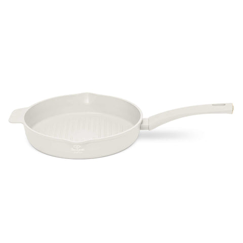 Imatge del producte de la graella rodona de 2 boques de 26 cm. Forma part de la sèrie MATTE CREAM-GOLD. Característiques: • Material: alumini forjat amb recobriment antiadherent TitanPro • Graella de Ø26 cm • Color: mat crema-daurat. (Vista d'estudi). Producte oficial de Berlinger, impulsat per Promintra sl.