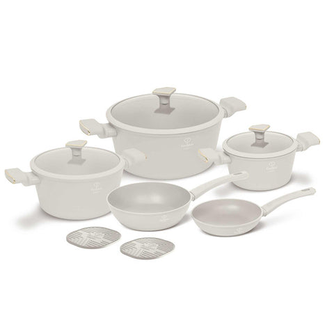 Product image of 10pcs cookware set. Part of the MATTE CREAM- GOLD . Features: • Material: forged aluminum with non-stick titanPro coating • Include: • Frypan Ø20*4,5 cm 1,0L • Deep frypan Ø24*6,5 cm 2,3L • Casserole with (str.... (Studio view). Official Berlinger Haus product, boosted by Promintra sl.