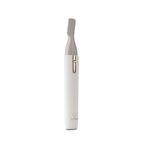 Product image of Heated eyelash curler and electric shaver 2in1. Part of the MATTE CREAM- GOLD . Features: • Heated eyelash curler size: 140.5*18.8*15 mm • Double-heating wires • Electric shaver size: 134.8*17.5*12.7 mm • Stainless steel blades • Accesso.... (Studio view). Official Berlinger Haus product, boosted by Promintra sl.