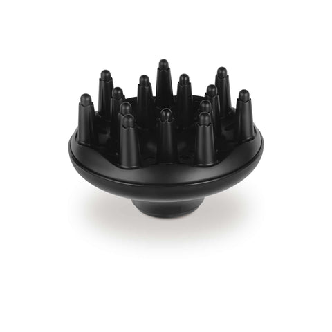 Imatge del producte d'assecador de cabells professional. Part de la sèrie MATTE CREAM-GOLD. Característiques: • 220-240V, 50-60 Hz, 1950-2300W • Motor de corrent continu • Accessoris: • Broquet • Difusor • Longitud del cable d'alimentació: 1,8 m • Color: crema-daurat. (Vista d'estudi). Producte oficial de Berlinger, impulsat per Promintra sl.