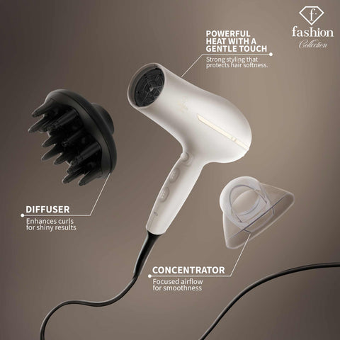 Imatge del producte d'assecador de cabells professional. Part de la sèrie MATTE CREAM-GOLD. Característiques: • 220-240V, 50-60 Hz, 1950-2300W • Motor de corrent continu • Accessoris: • Broquet • Difusor • Longitud del cable d'alimentació: 1,8 m • Color: crema-daurat. (Vista d'estudi). Producte oficial de Berlinger, impulsat per Promintra sl.