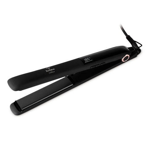 Product image of Hair straightener. Part of the MATTE BLACK- ROSE GOLD . Features: • 220-240V, 50-60 Hz, 50W • Maximum temperature: 210℃ • 25*110 mm heating plate with ceramic coating • Length of power cord: 1,8 m • Color: black- .... (Studio view). Official Berlinger Haus product, boosted by Promintra sl.