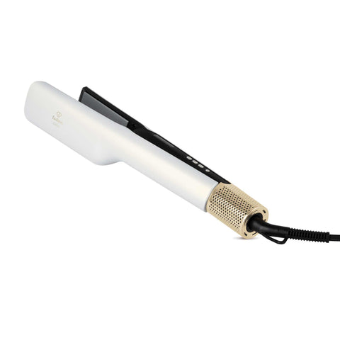 Imatge del producte de la planxa de cabells amb controlador 2 en 1 i motor BLDC (motor 5 vegades més potent). Característiques: • 220-240V, 50/60 Hz, 1000W • Motor BLDC (motor 5 vegades més potent) • Temperatura màxima: 230℃ • Calefacció de plata de 18*100 mm amb recobriment ceràmic • Accessori... (Vista d'estudi). Producte oficial de Berlinger, impulsat per Promintra sl.