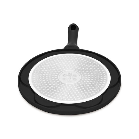 Product image of 7holes emoji pancake pan 26cm. Part of the Matte Black Collection/Black Rose Collection . Features: • Material: cast aluminium • Pancake pan Ø26*1,3 cm • Color: matt black. (Studio view). Official Berlinger Haus product, boosted by Promintra sl.