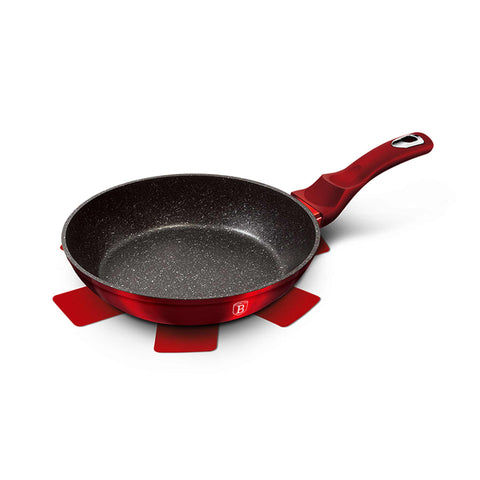 Product image of Frypan 24cm. Part of the Metallic Line Burgundy Edition . Features: • Material: forged aluminum • Frypan Ø24*4,8 cm 1,7L • Color: metallic burgundy REGISTERED DESIGN BY BERLINGER HAUS!. (Studio view). Official Berlinger Haus product, boosted by Promintra sl.