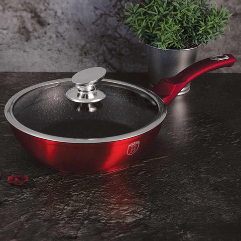 Sartén Honda Con Tapa 24Cm, Imagen lifestyle