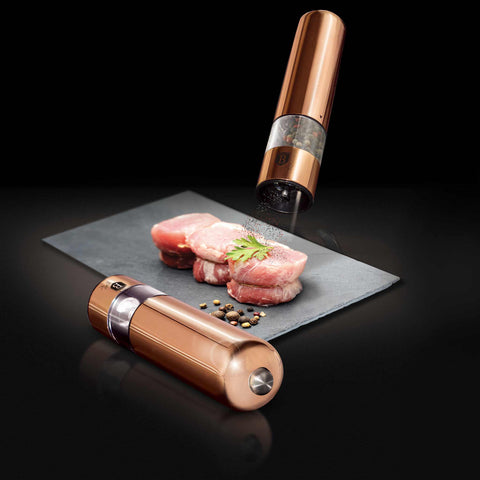 Product image of Electric pepper and salt mill 2pcs set. Part of the Metallic Line Rose Gold Edition . Features: • Material: stainless steel with CERAMIC grinder • Batteries: 4 pcs AA (not inc.) • WITH LIGHT • Color: rose gold • 2 pcs set. (Conceptual view). Official Berlinger Haus product, boosted by Promintra sl.