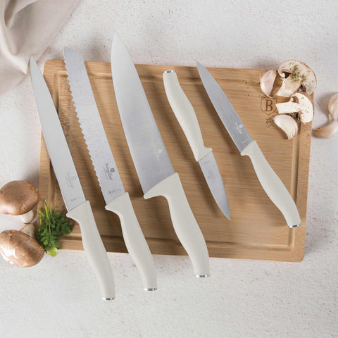 Juego De 6 Cuchillos Con Tabla De Cortar De Bambú, Imagen lifestyle