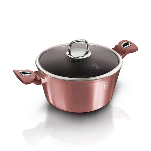 Product image of Casserole with lid 28cm. Part of the I-Rose Collection . Features: • Material: forged aluminum • Casserole with lid Ø28*12,4 cm 6,1L • Color: metallic pink REGISTERED DESIGN BY BERLINGER HAUS!. (Lifestyle view). Official Berlinger Haus product, boosted by Promintra sl.