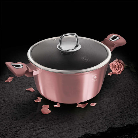 Product image of Casserole with lid 28cm. Part of the I-Rose Collection . Features: • Material: forged aluminum • Casserole with lid Ø28*12,4 cm 6,1L • Color: metallic pink REGISTERED DESIGN BY BERLINGER HAUS!. (Lifestyle view). Official Berlinger Haus product, boosted by Promintra sl.