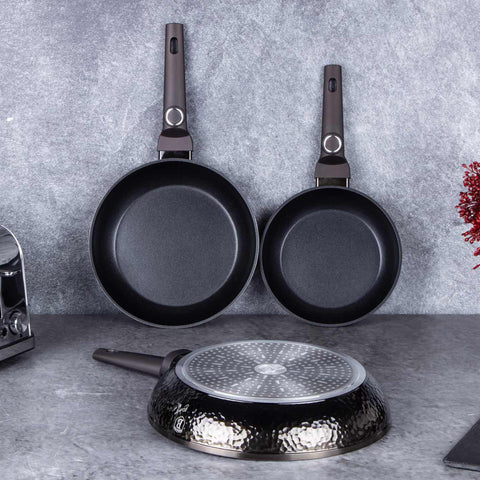 Set of 3 frying pans