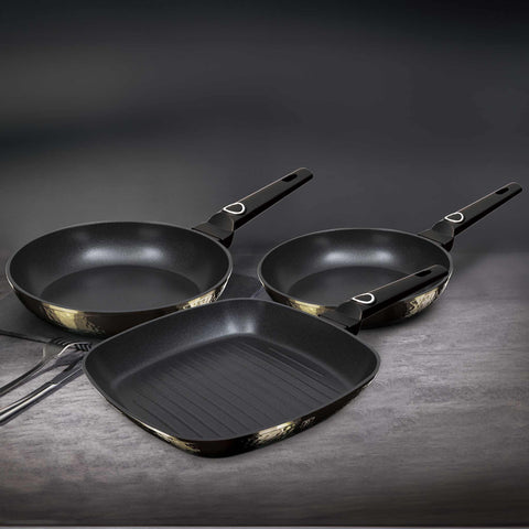 Set of 3 frying pans