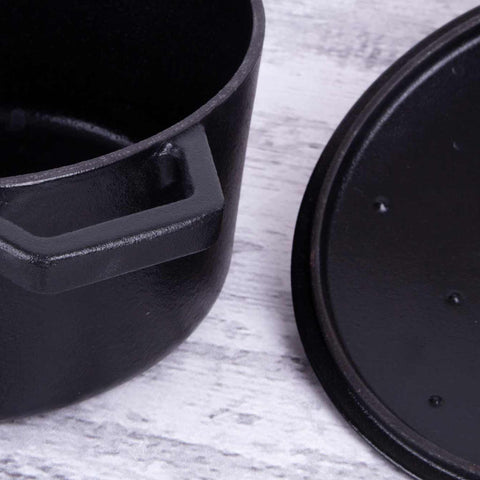 BH/6491, Cacerola de hierro fundido de 20 cm, color negro y oro rosa, cacerola de 20 cm, hierro fundido, cacerola, olla, cacerola con tapa, utensilios de cocina, cocina, ollas y cazuelas